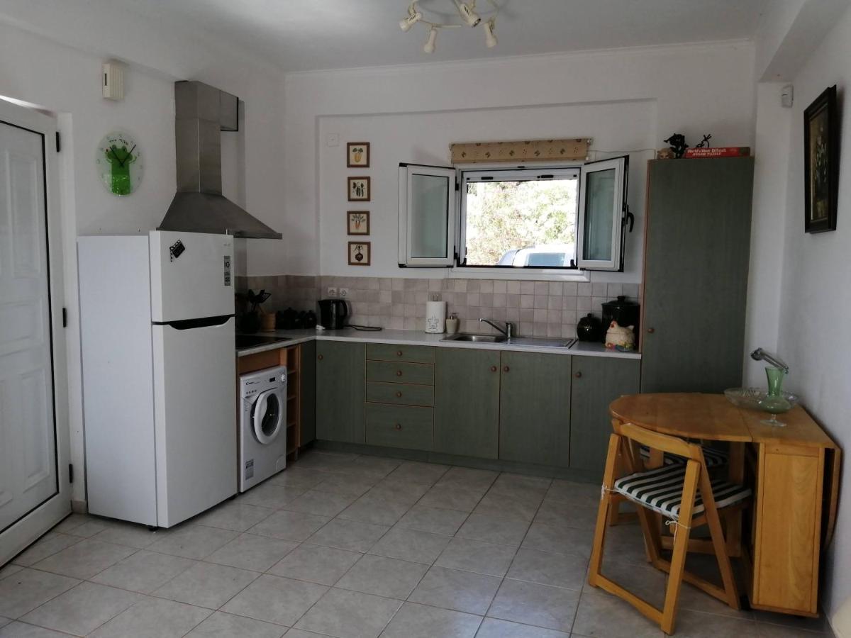 Appartement In Olive Groove House Peloponnesos Western Mani Kalianeika Zewnętrze zdjęcie
